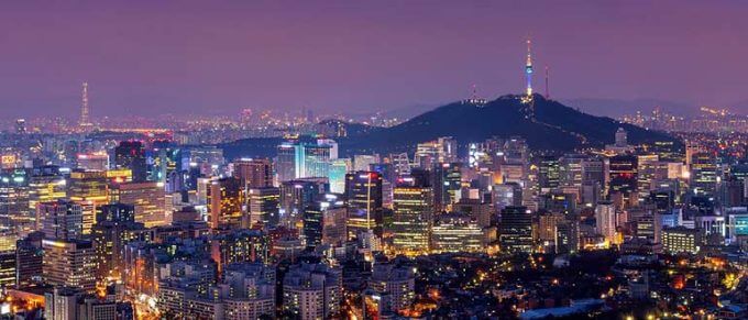 Варианты подарков для фаната культуры и быта Южной Кореи: что можно купить в Украине